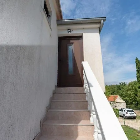 Fuer 12 Personen Ca 510 Qm In Krusevo, Dalmatien Norddalmatien Holiday home